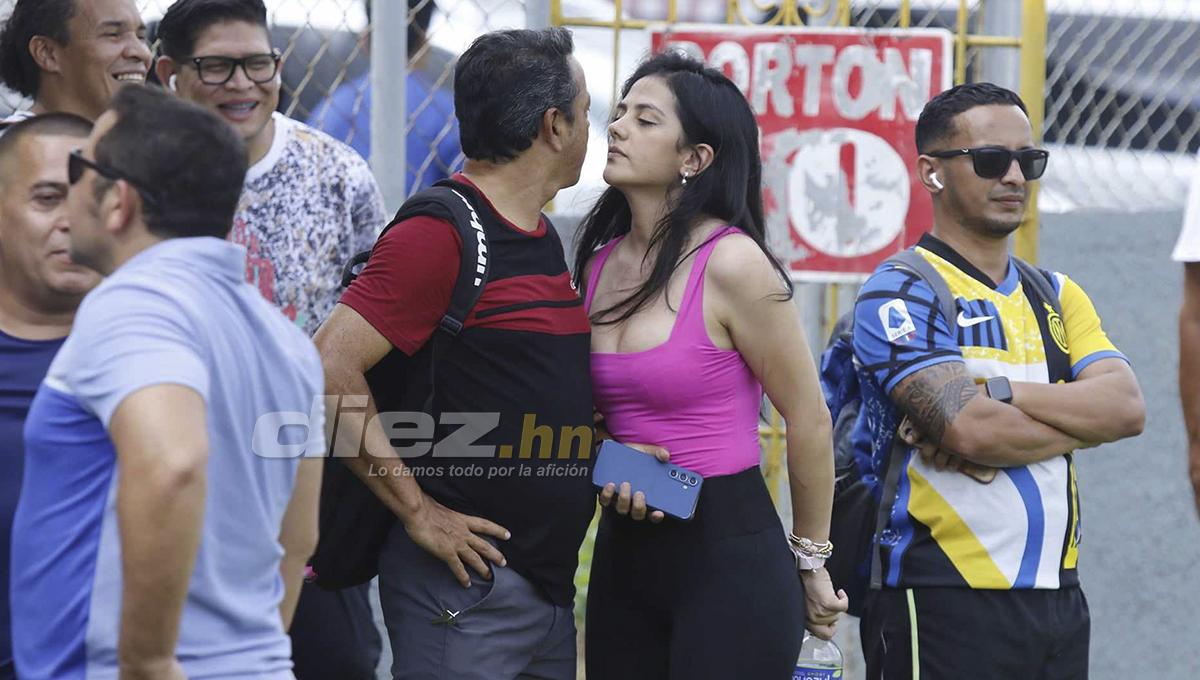 Así fue el homenaje a Carlos Pavón: marcó dos goles, Dani Turcios con su bella novia y las risas con Rambo y Tyson