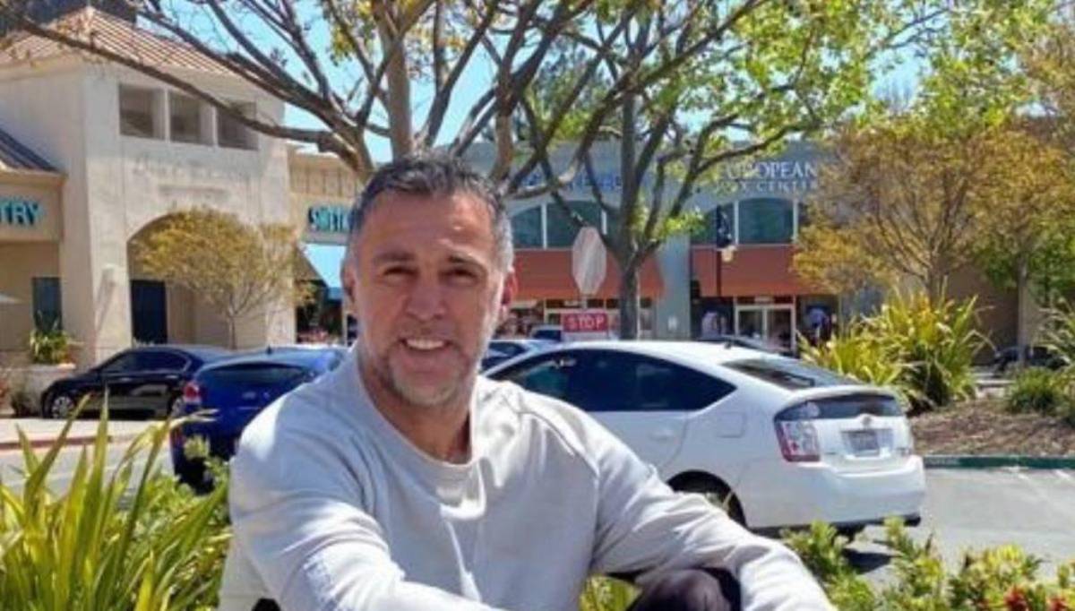 Goleador histórico sufre dura realidad: exiliado de su país por insólita razón y sorprende como inmigrante en EUA