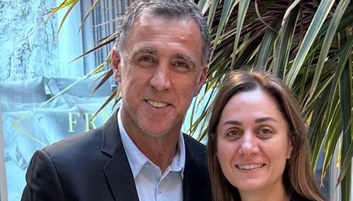 Goleador histórico sufre dura realidad: exiliado de su país por insólita razón y sorprende como inmigrante en EUA