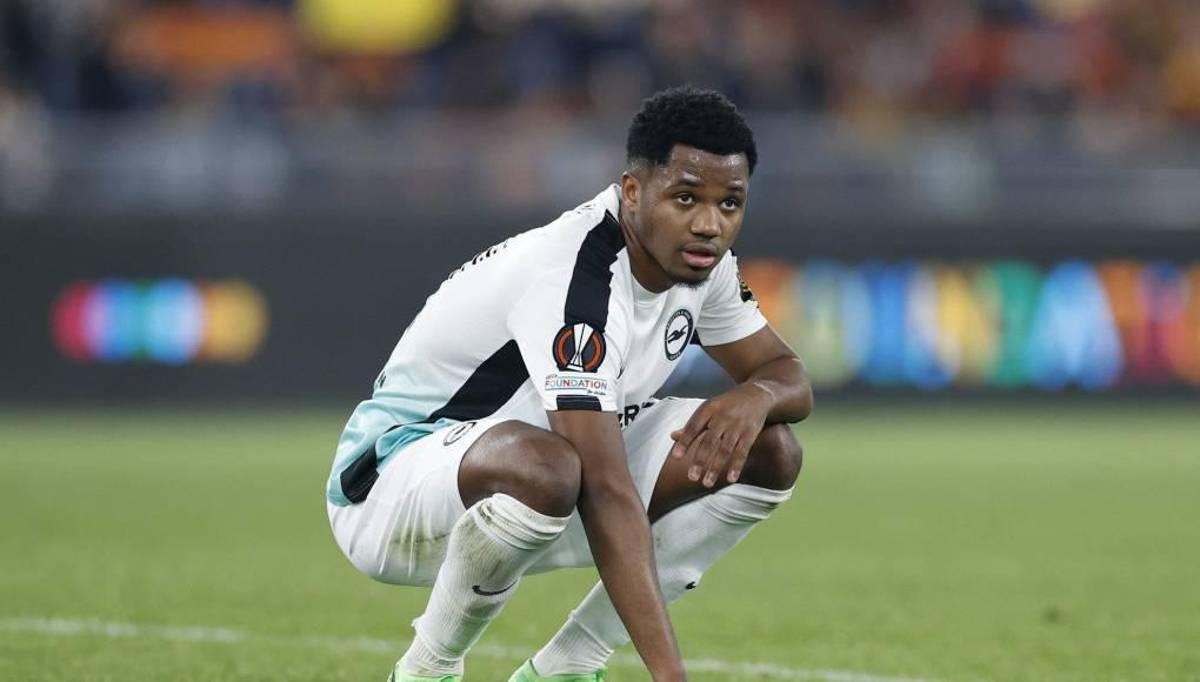 Fue llamado el nuevo Messi, Xavi no lo quiere ni ver en Barcelona y su destino sería este exótico país