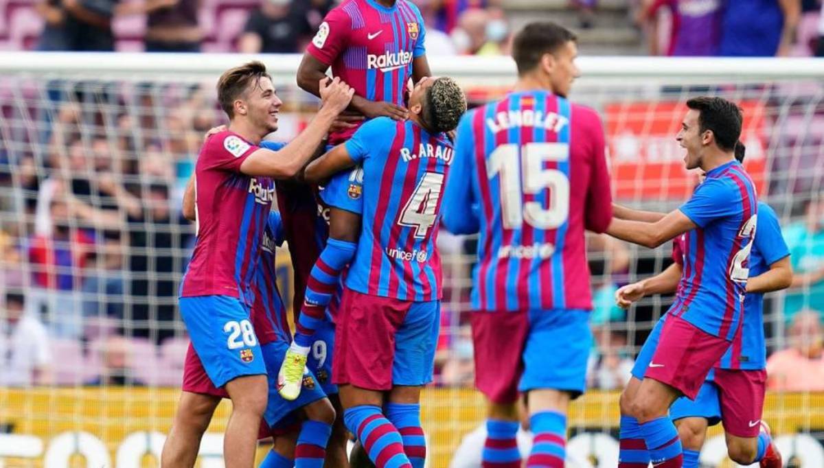 Fue llamado el nuevo Messi, Xavi no lo quiere ni ver en Barcelona y su destino sería este exótico país