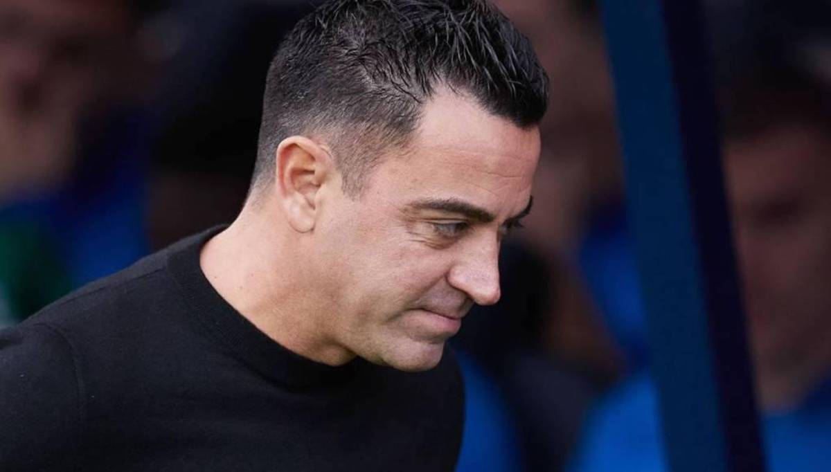 No quería a Xavi, pero tiene que soportar: las sorpresivas razones por las que el técnico sigue en Barcelona