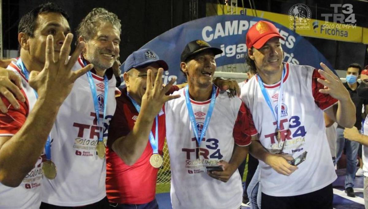 Pedro Troglio es el único entrenador tetracampeón del fútbol hondureño.