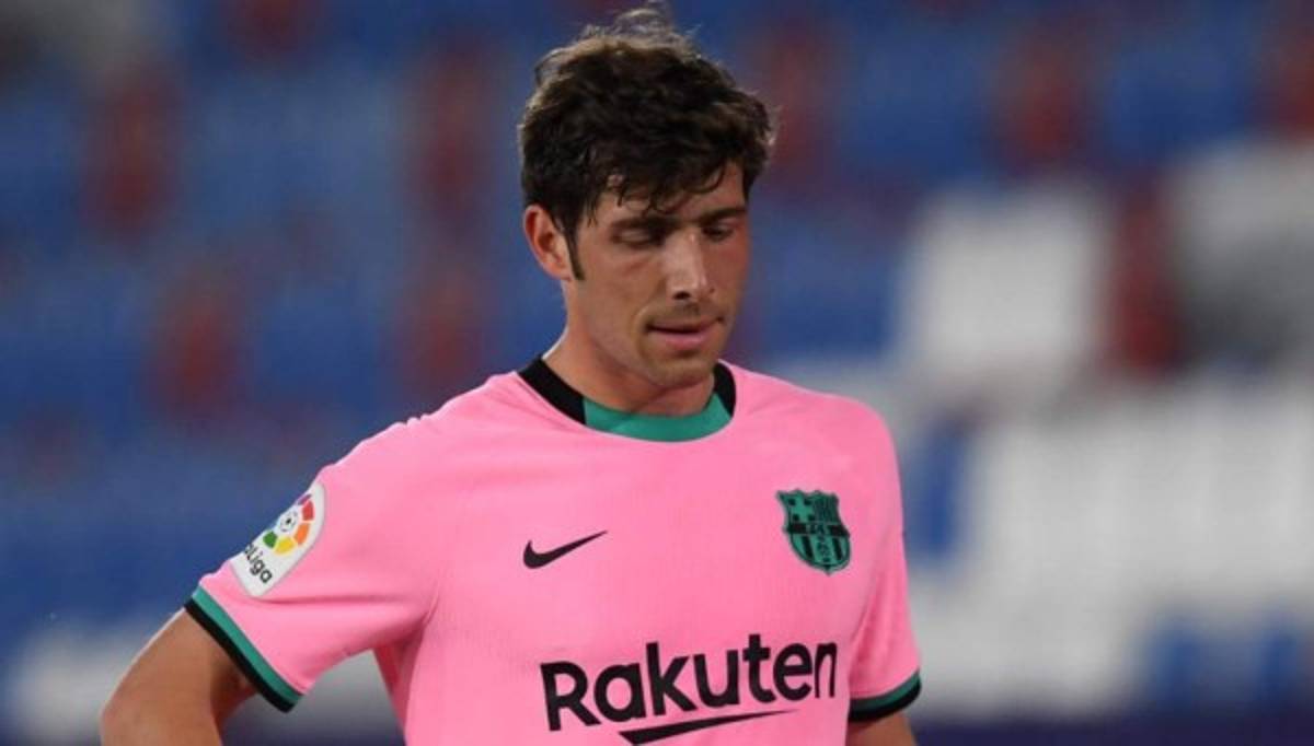 Filtran el cambio radical de Laporta en el Barcelona: Las 14 bajas, el plan con Messi y los ambiciosos fichajes