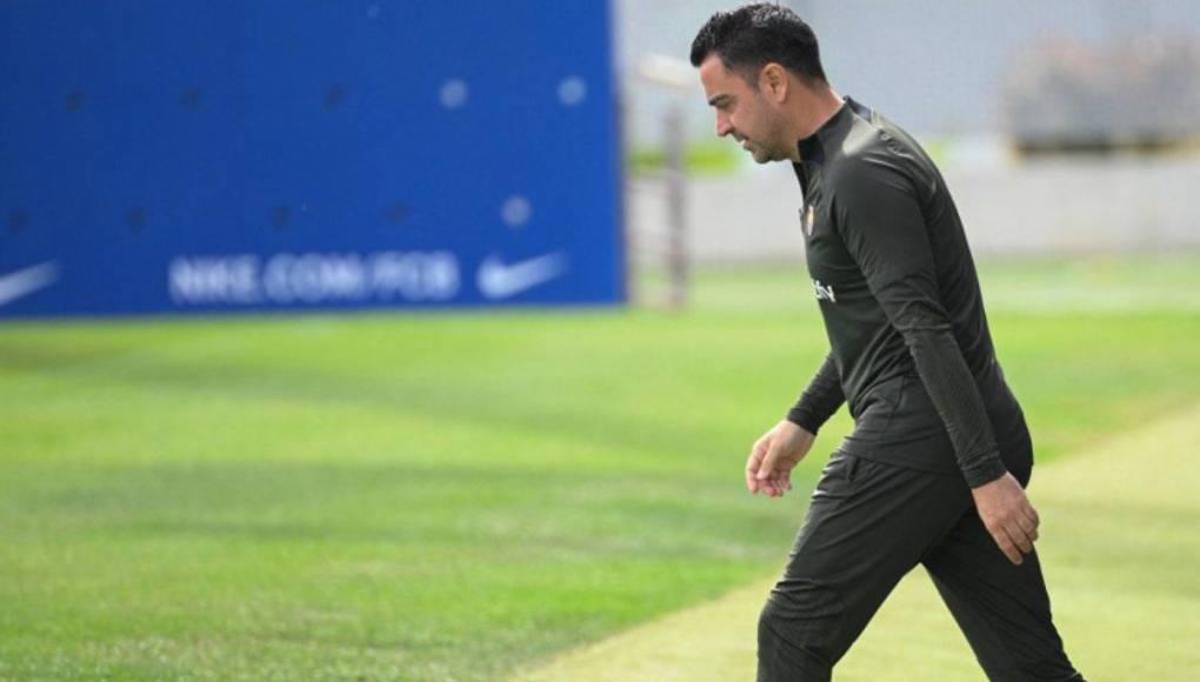 No quería a Xavi, pero tiene que soportar: las sorpresivas razones por las que el técnico sigue en Barcelona