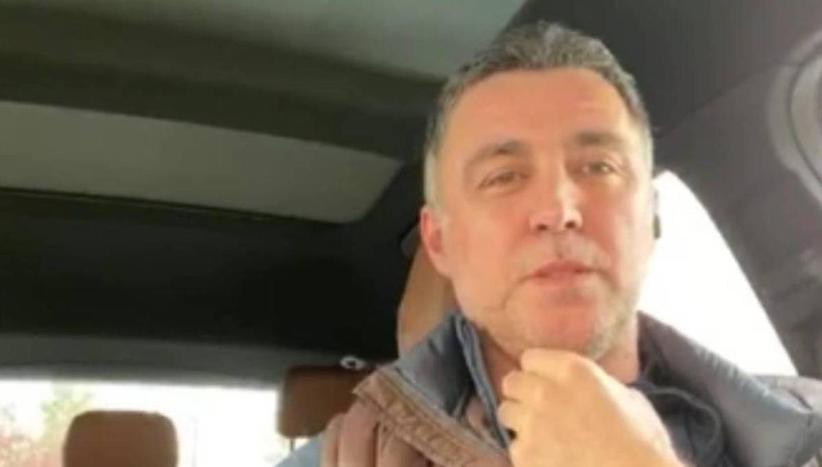 Goleador histórico sufre dura realidad: exiliado de su país por insólita razón y sorprende como inmigrante en EUA