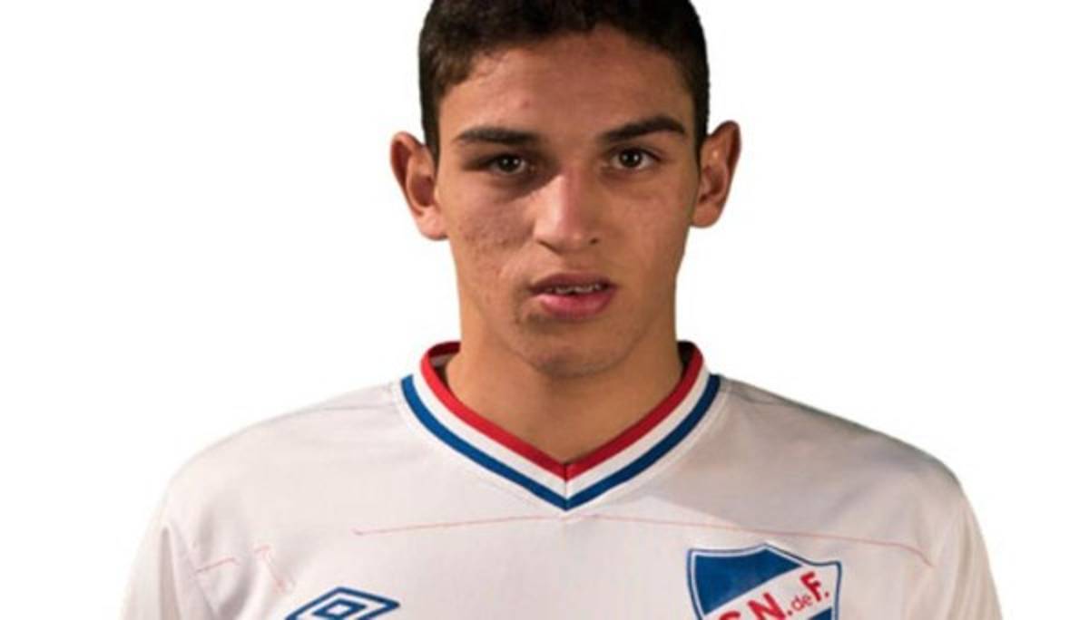 Miguel Layún y América calientan el mercado, Suárez se irá del Barcelona