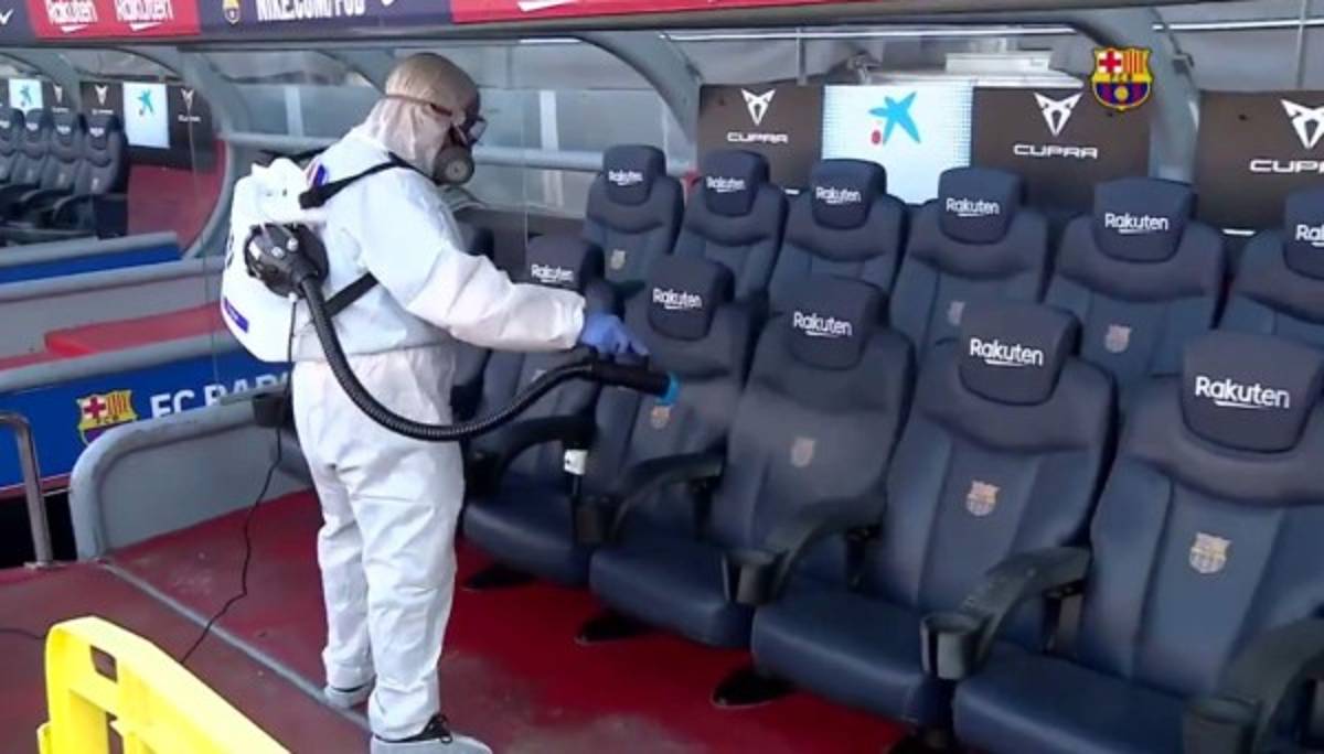 Fotos: El nuevo y raro festejo de Messi y así lució el Camp Nou en tiempos de coronavirus