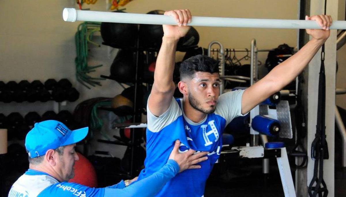 Infierno total antes de Copa Oro: La lista de jugadores que no estarán con Honduras tras polémicas, descartes y lesiones