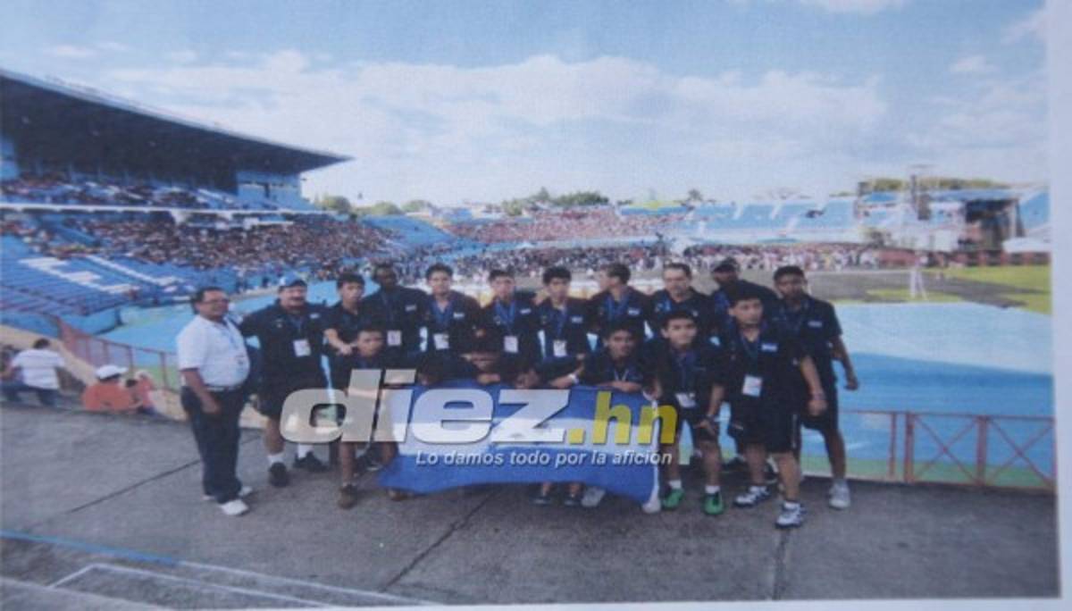 FOTOS: El álbum inédito de Alberth Elis en torneos colegiales