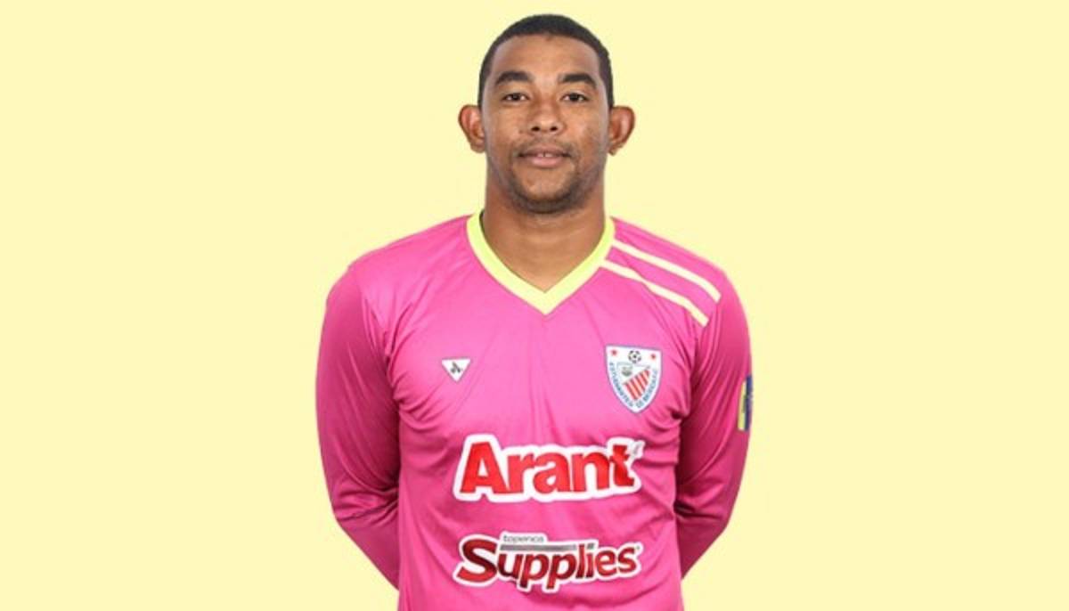 Jugadores hondureños que no les fue bien en el fútbol de Sudamérica