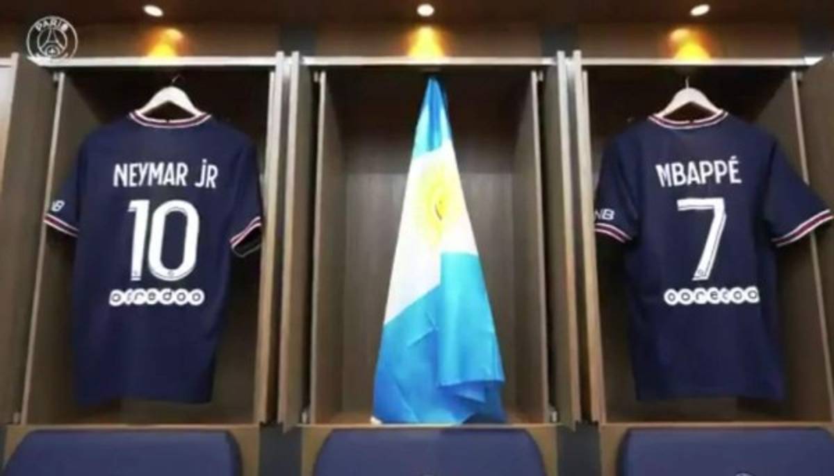 Así fue el primer día de Messi con el PSG: La firma del contrato y el crack que llegó a su hotel