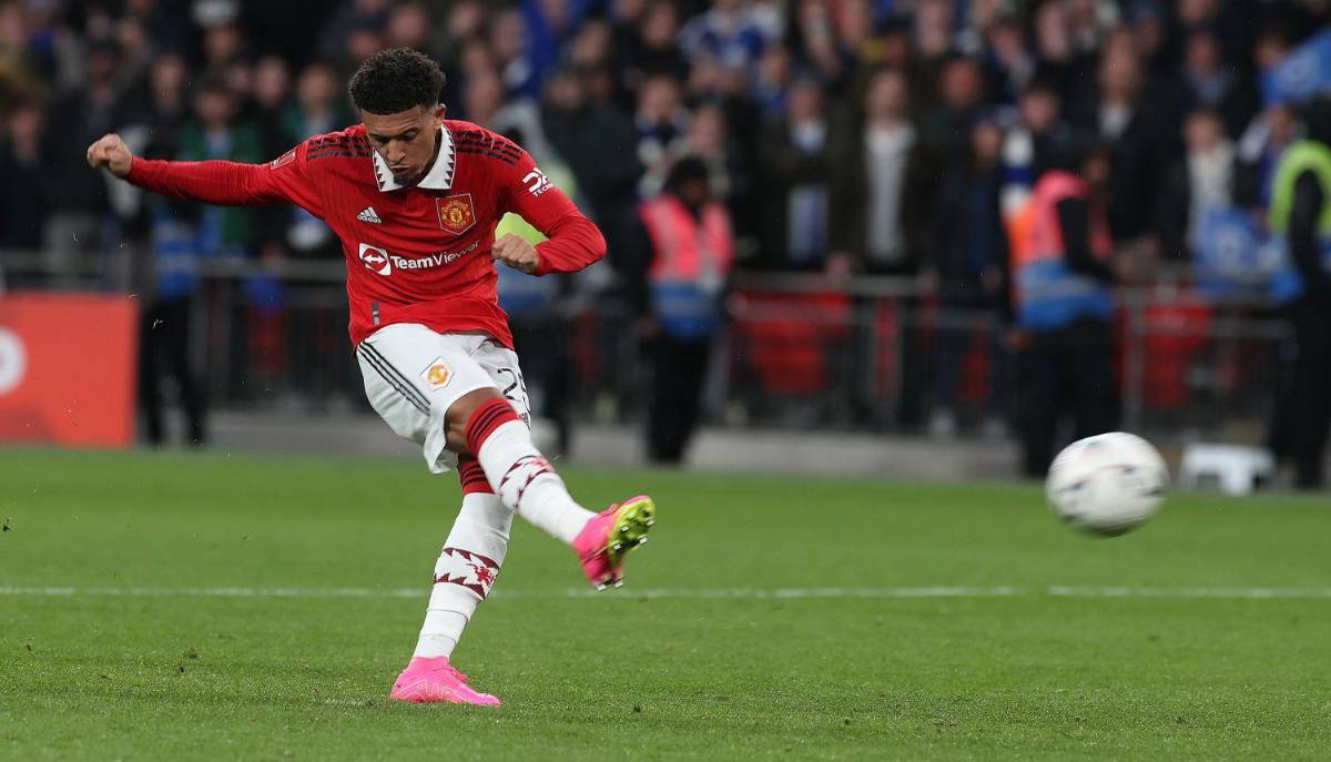 Los descartes de Hansi Flick, acuerdo del Barcelona con crack, bombazo de James y la inminente baja en Real Madrid