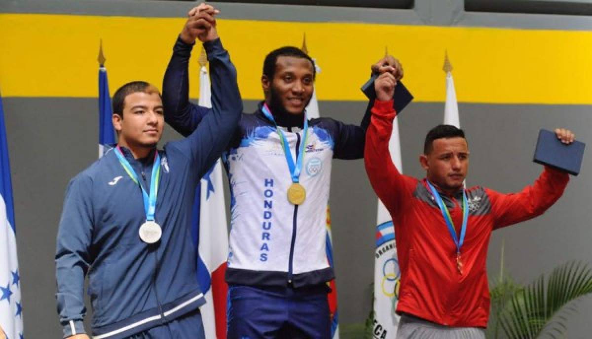 Honduras manda en lucha grecorromana y lidera medallero de Centroamericanos
