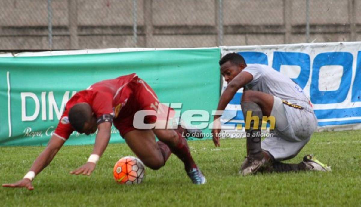 Las curiosas imágenes que dejó el Real Sociedad-Real España en Tocoa