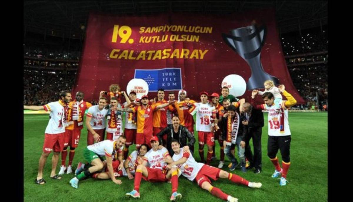 Real Madrid fuera del top 10 y sorpresivo primer lugar: Los 25 equipos con más títulos en el siglo XXI   