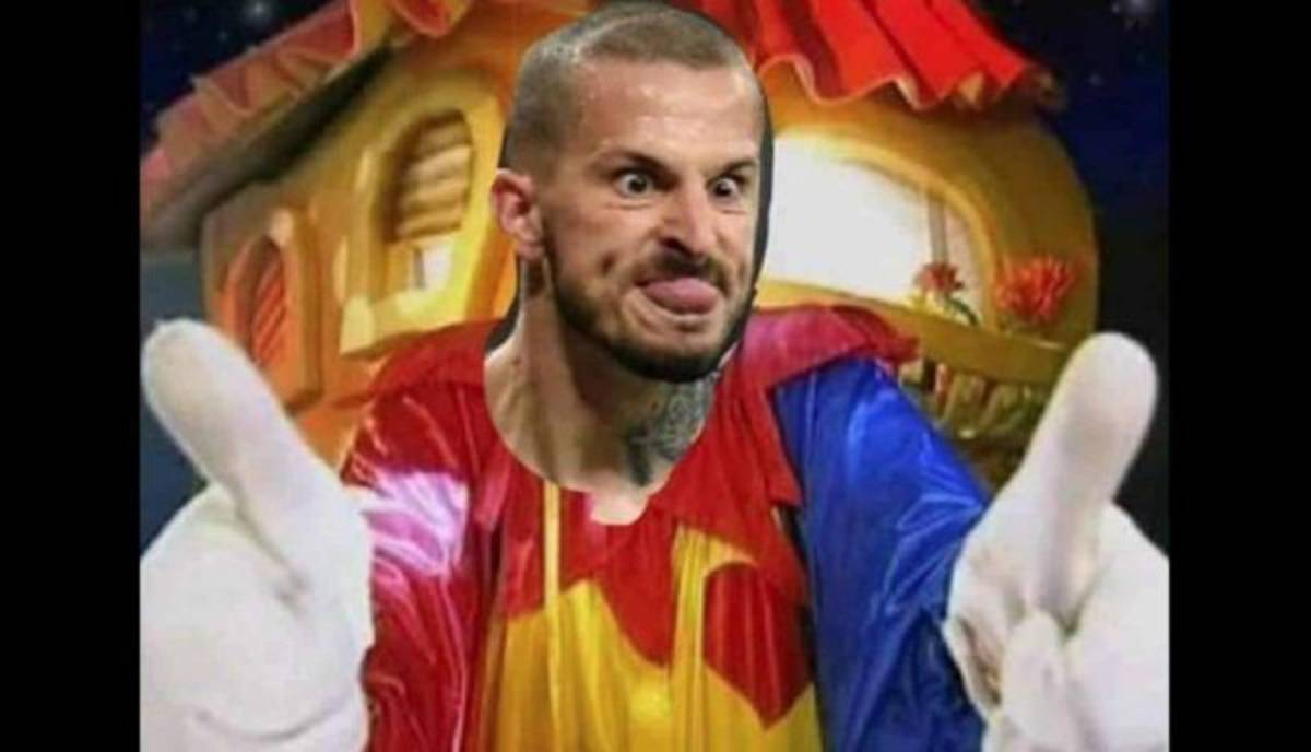 Virales: Los mejores memes de la lengua de Darío Benedetto ante River Plate