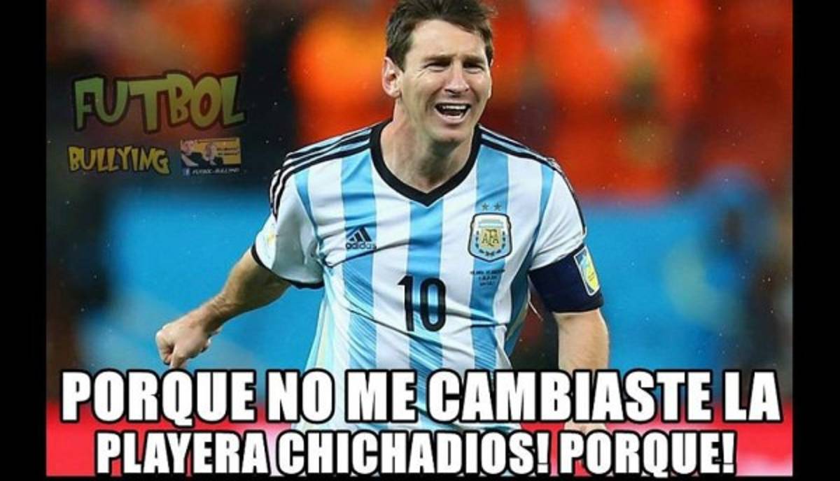 Chicharito y Messi, protagonistas en memes del México-Argentina