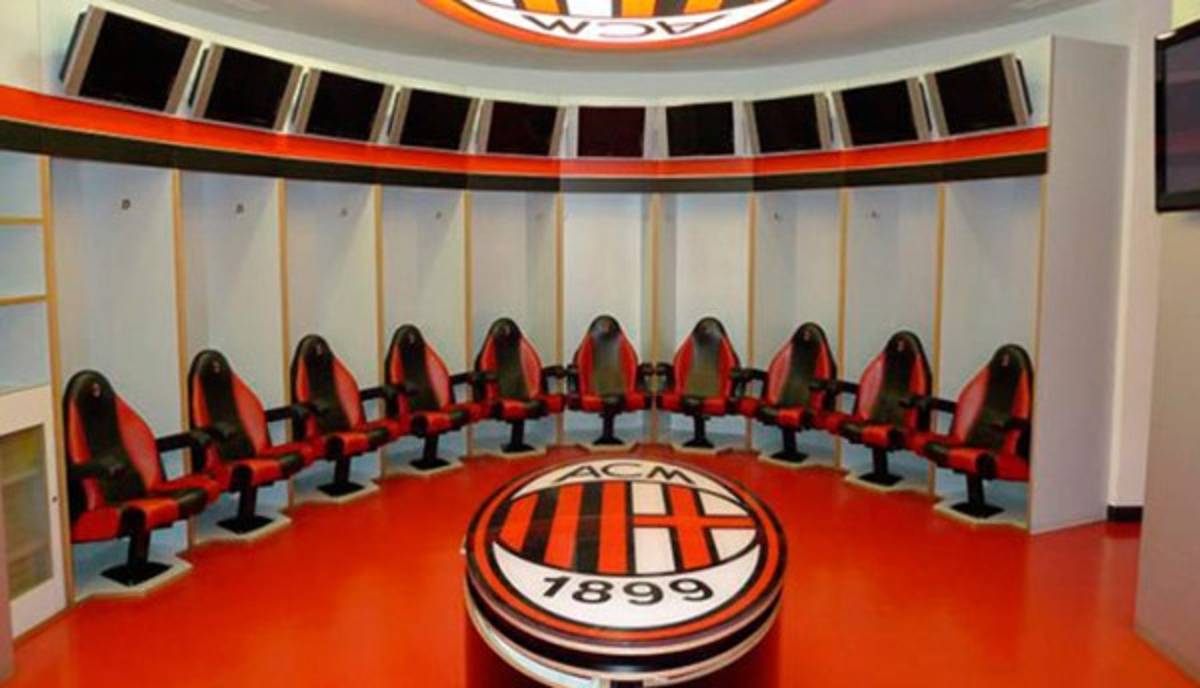 Especial: El camerino del estadio Nacional de Costa Rica y los más lujosos del mundo