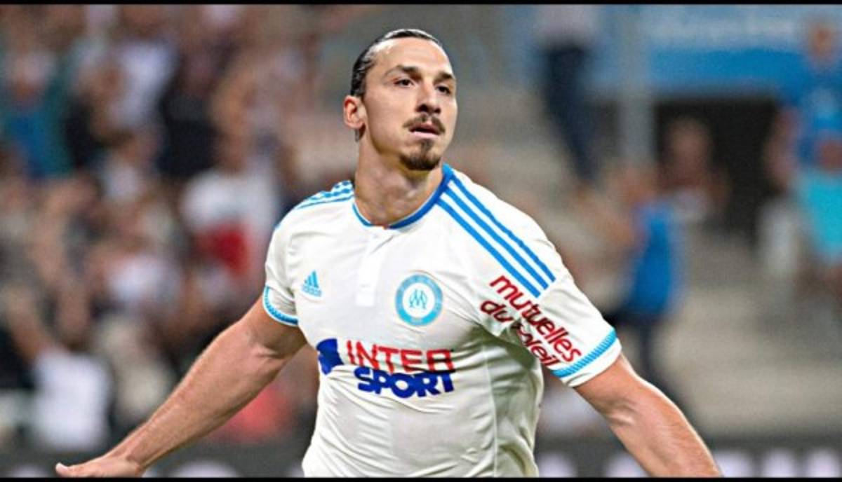 ¡DE LOCOS! Los fichajes más imposibles en el fútbol