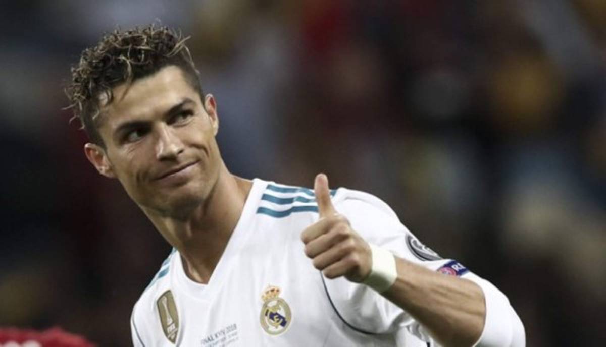 BOMBAS: El increíble destino que tendría Cristiano; Milan y Liverpool confirman su primer fichaje