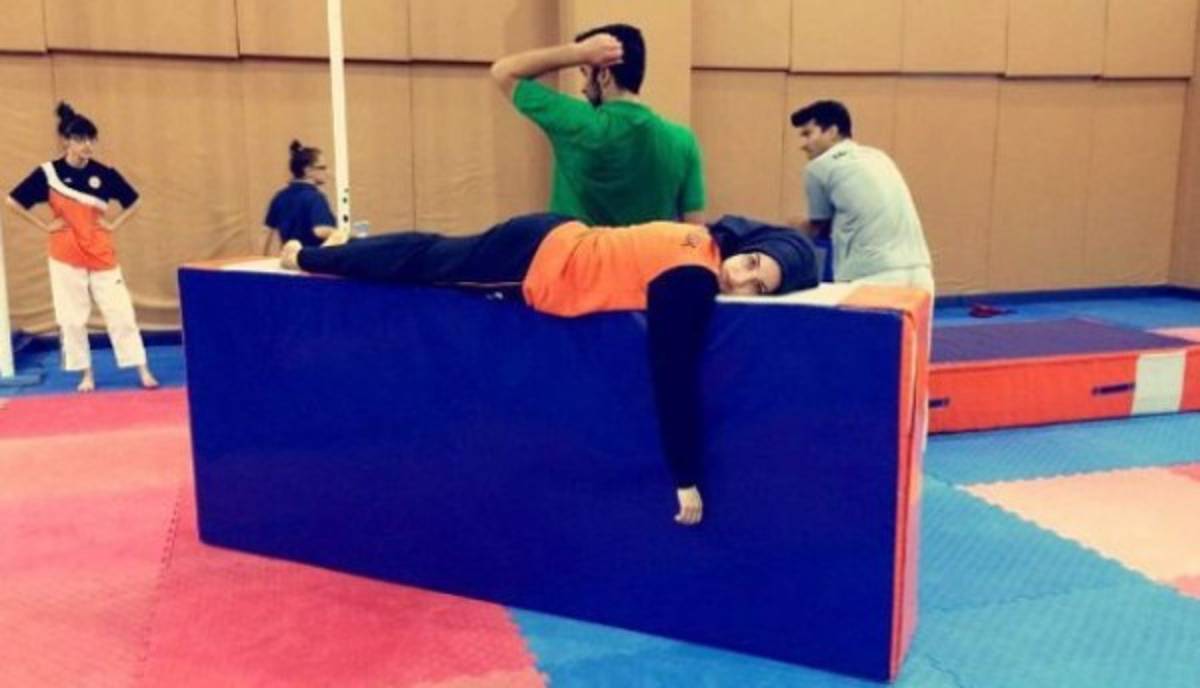 Fotos: La atleta turca que cautiva en Río pese a su no participación directa en los Juegos