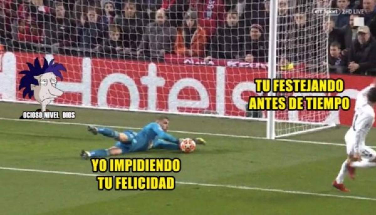 Los memes destrozan al Manchester United y a Di María por la cerveza que le lanzaron