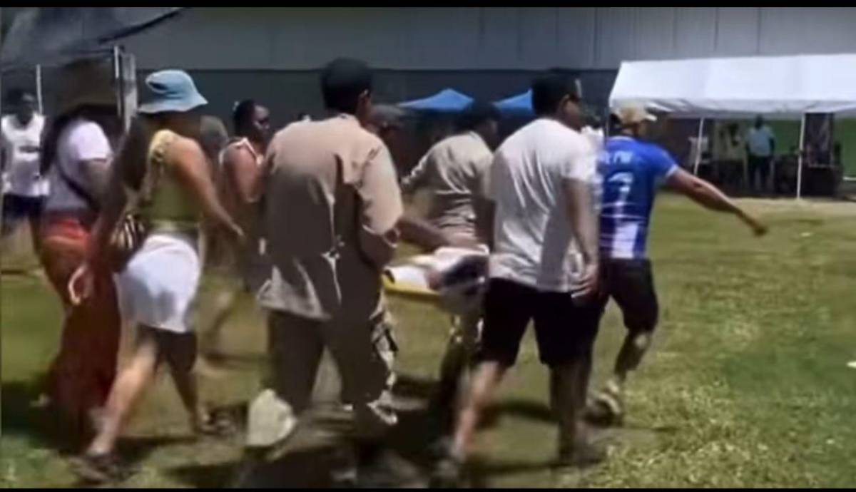 Tragedia en La Ceiba: fallece futbolista hondureño en pleno partido y el fuerte relato de sus amigos: Abrí los ojos, hermano