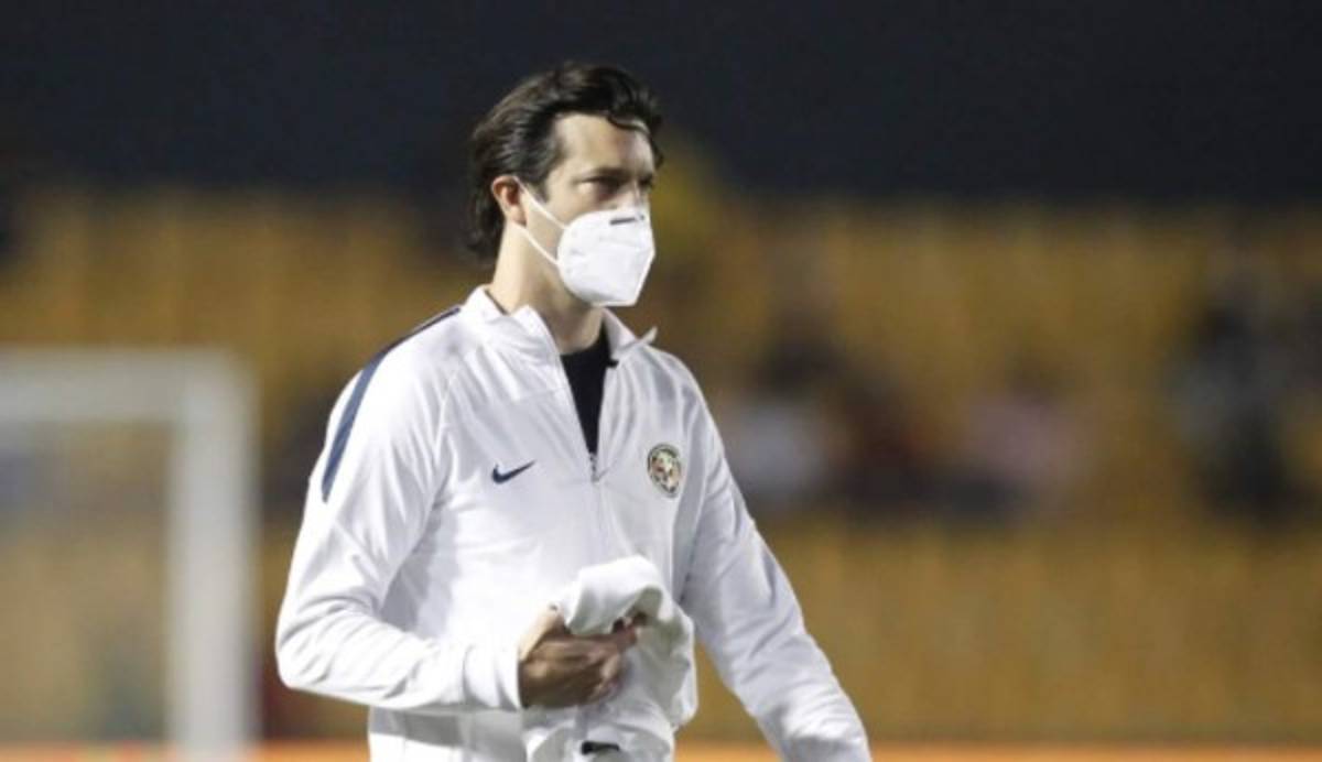 ''Juego de Barbies'': figura de Tigres explota y así quedó la pierna de jugador del América en la Liga MX