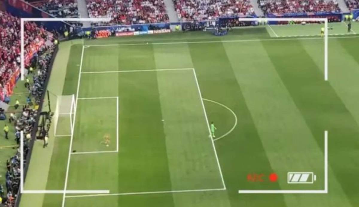 Así planeó Kinsey Wolanski su invasión al campo en la final de la Champions