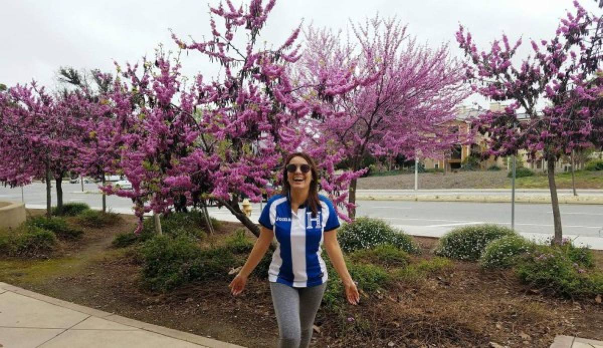 Elsa Oseguera reaparece y defendiendo a la Selección de Honduras