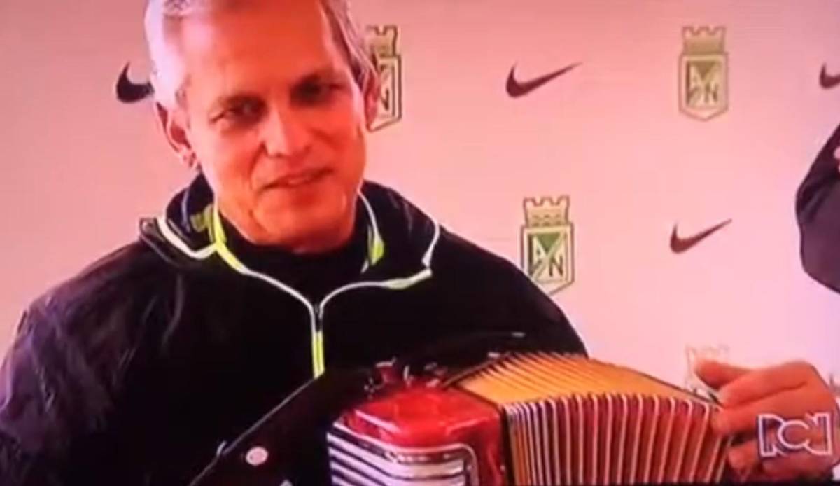 Piojo Herrera vs Rueda: salarios y curiosidades de los técnicos que se juegan el boleto al Mundial 2026