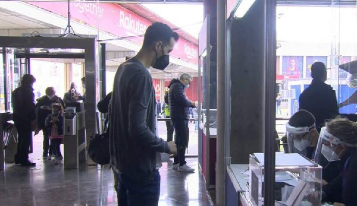 ¿Quién acompañó a Messi? y foto del recuerdo: Así votaron los futbolistas en las elecciones de Barcelona    