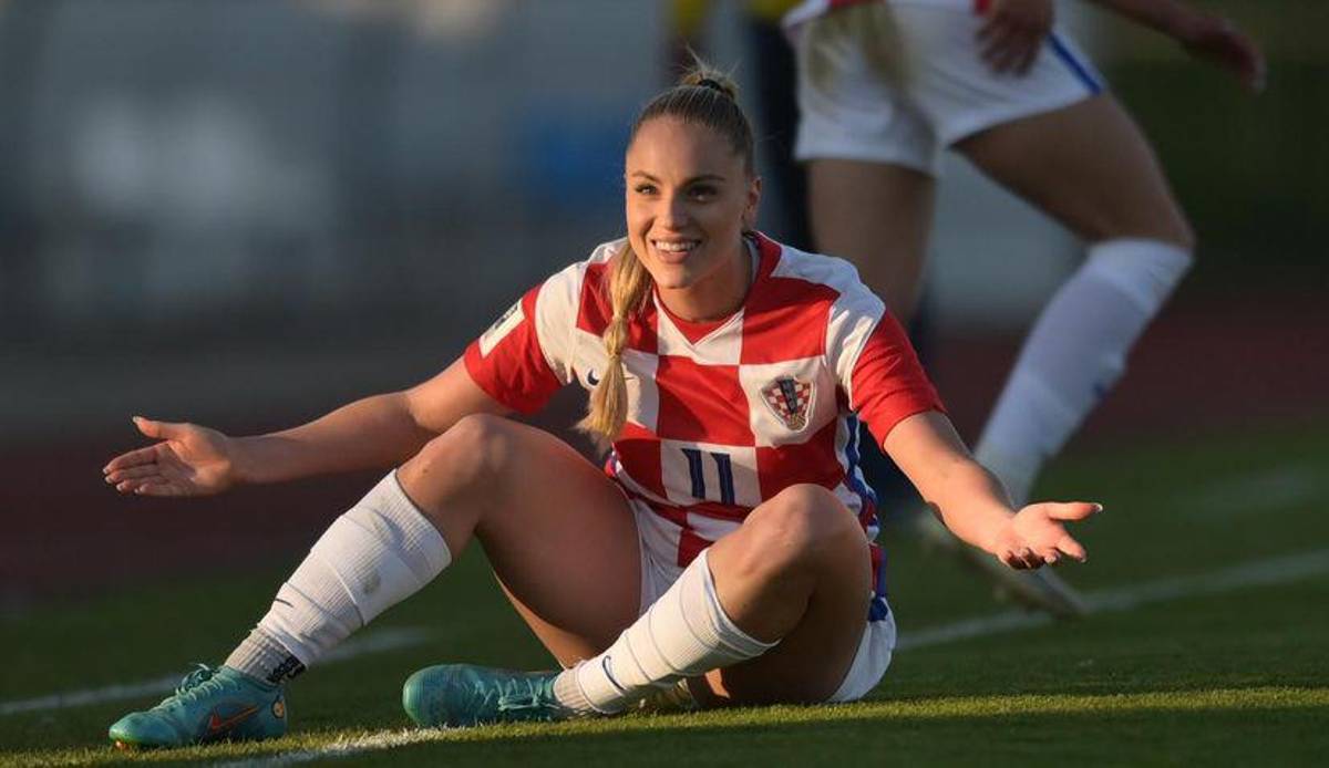 Futbolista que fue inspirada por Cristiano Ronaldo estalla y asegura que no le gusta que la llamen sexy: “Sólo se fijan en mi aspecto”