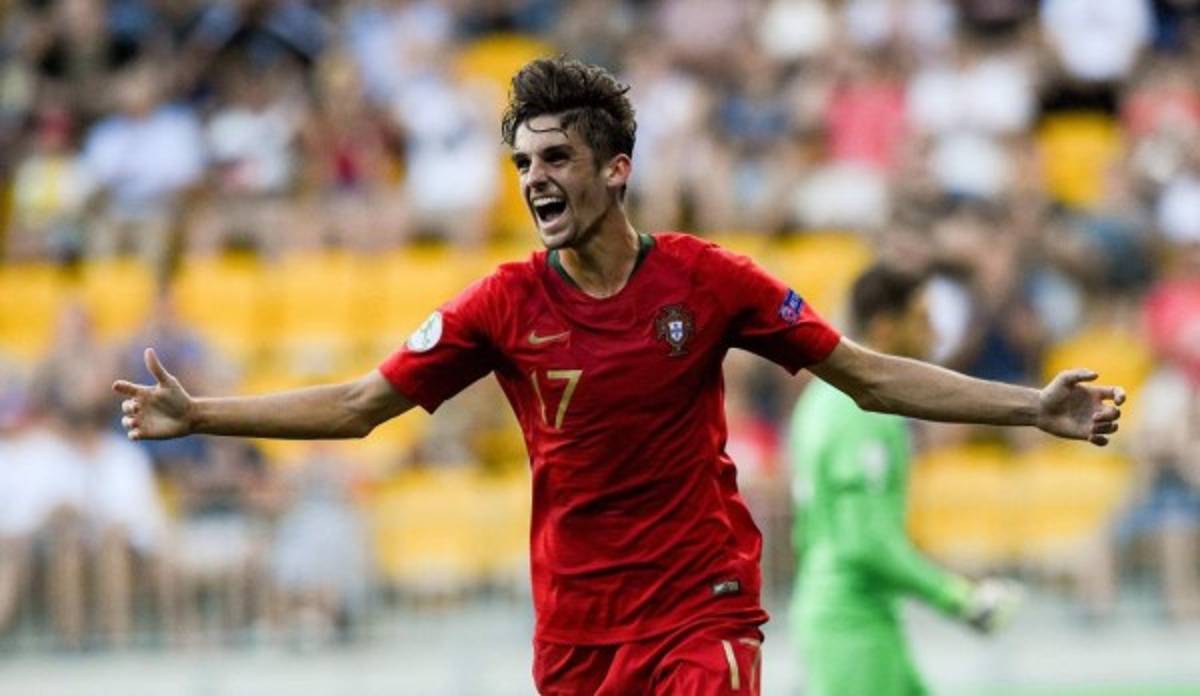 Mercado: El fichaje que pide Solari, delantero solicita salir del Barça y Mou es noticia