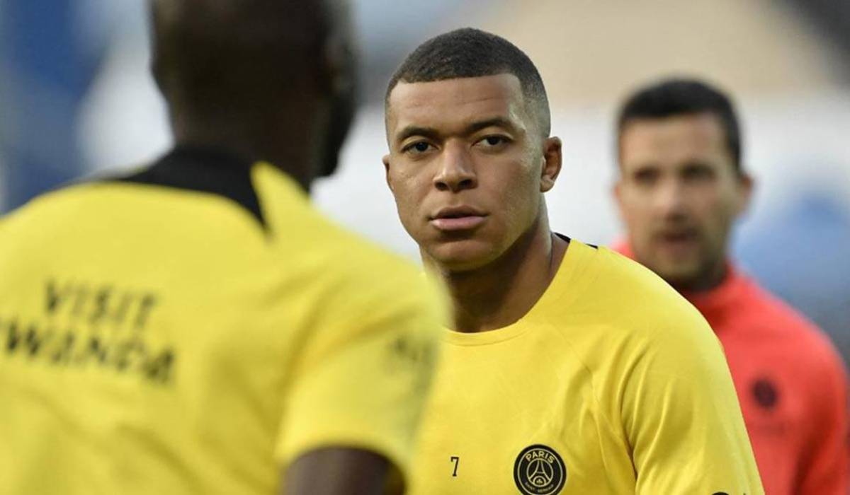 Mbappé cobrará la cláusula de fidelidad y la dura amenaza que recibió del PSG que lo acerca al Real Madrid