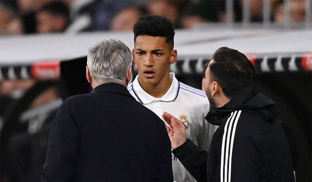 James Rodríguez rompería el mercado y Di María da la sorpresa; Ancelotti lo borró y Real Madrid intenta venderlo