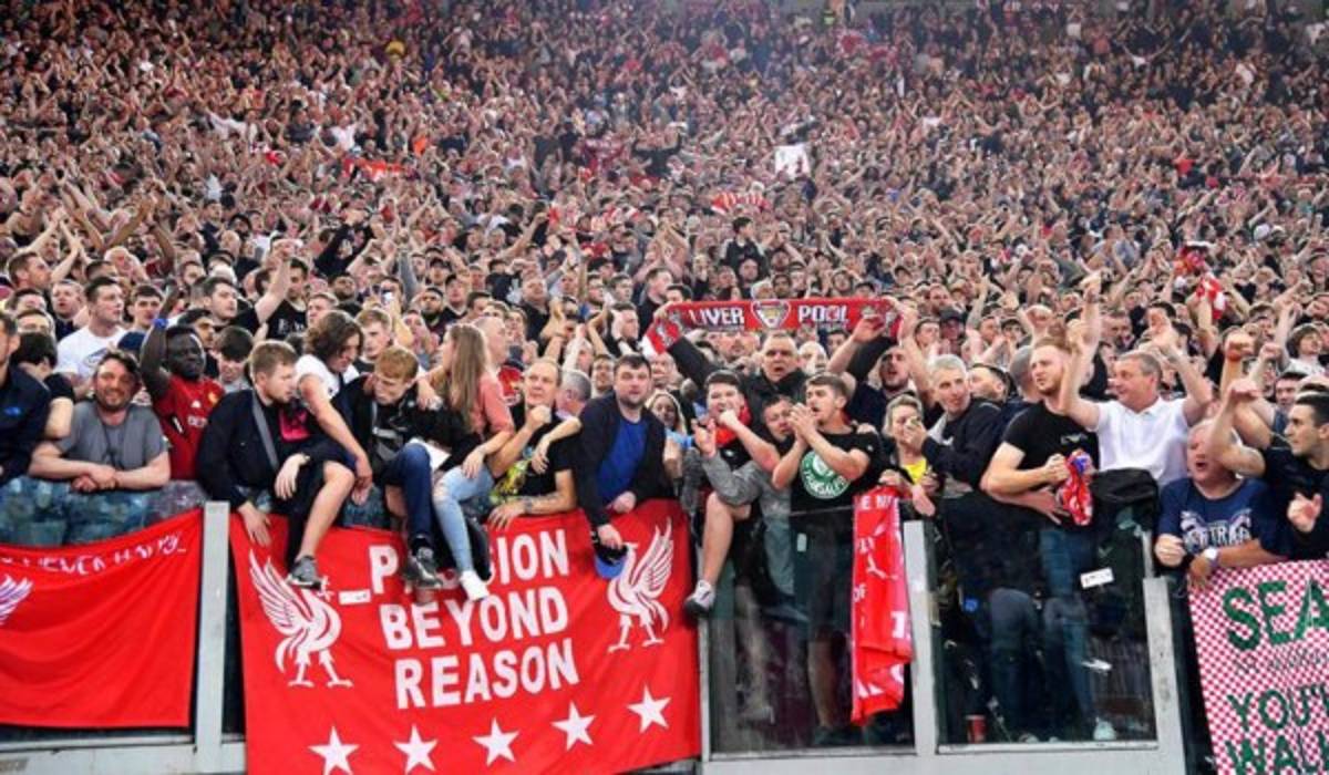 Lo que no se vio en TV: Eufórica celebración de Liverpool y Salah consuela a sus excompañeros