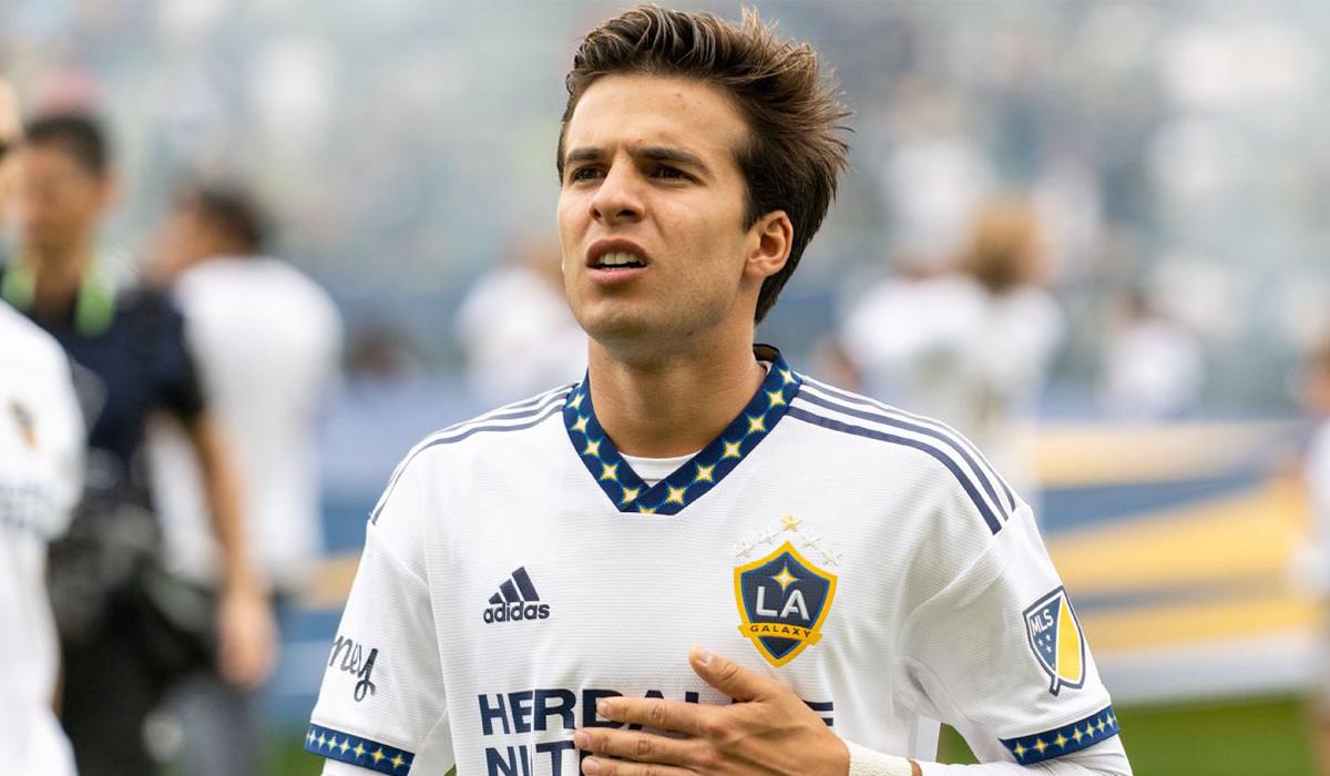 La sarcástica respuesta de Riqui Puig a una periodista: ‘‘Qué aburrido estoy en Los Ángeles’’