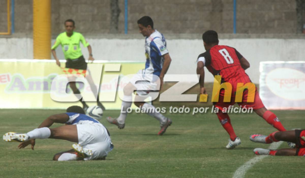 Lacayo mete al Victoria en las semifinales.