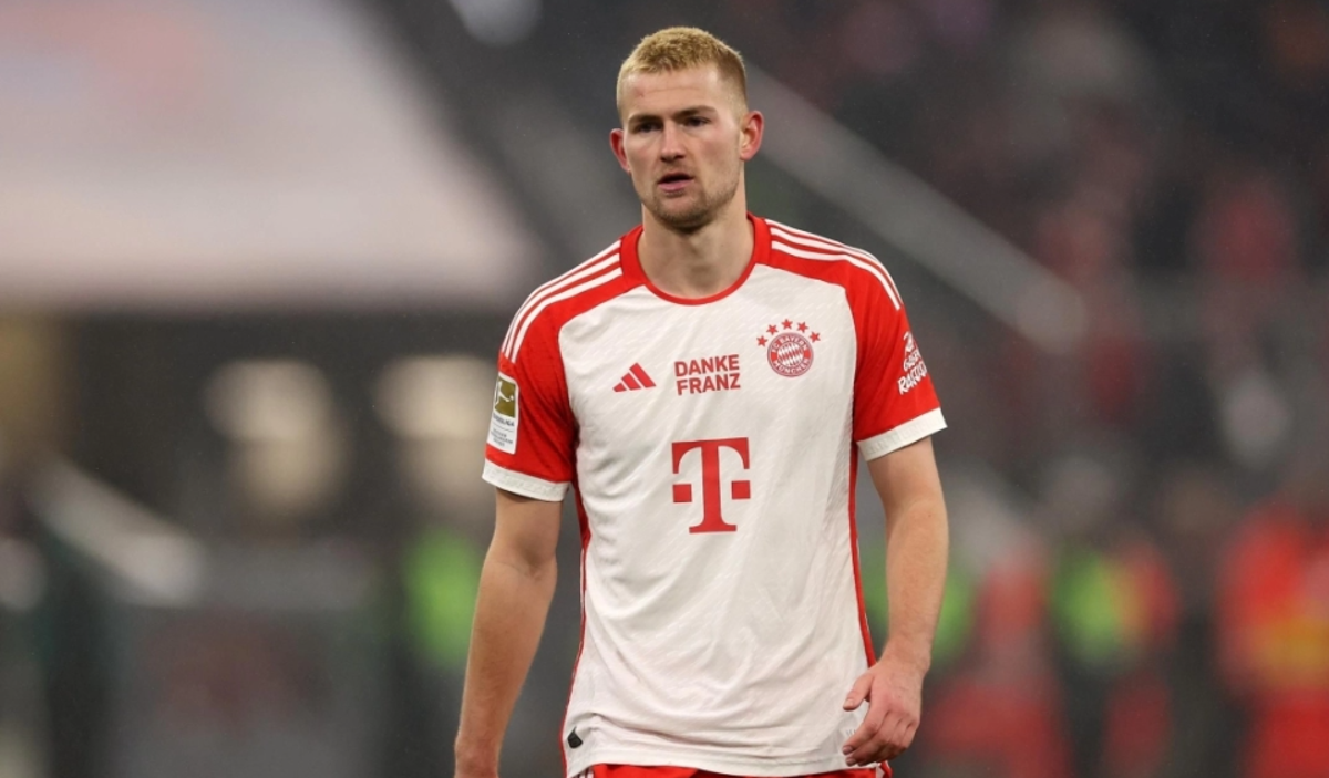 Barcelona anuncia salida y lanza su primera oferta oficial por este fichaje; limpieza en el Atlético y refuerzo en el Chelsea