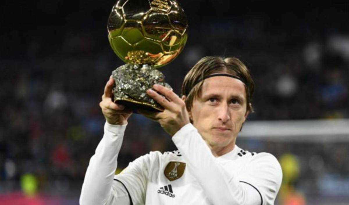 Tres del Real Madrid y solo uno del Barça: El once ideal de L'Equipe en 2018