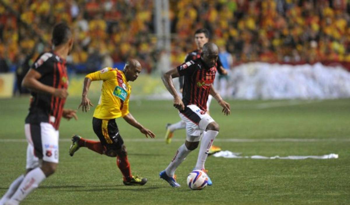 Costa Rica: Nuevas exigencias a los clubes a partir de 2015