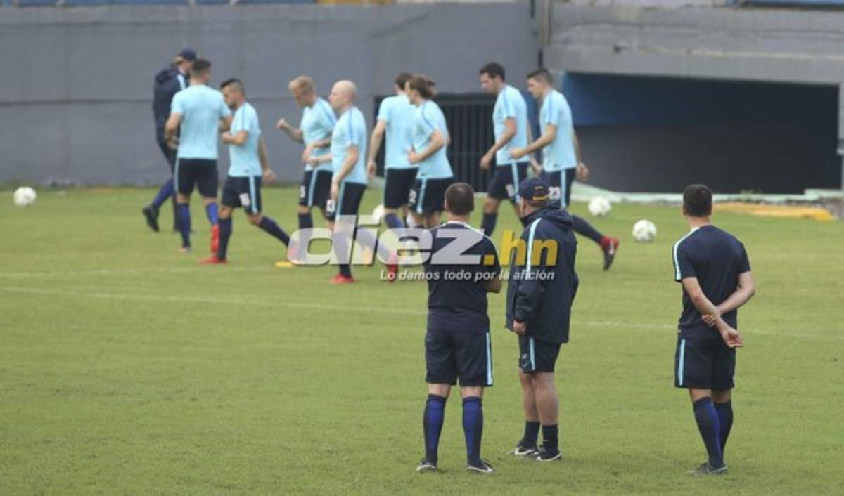 FOTOS: Así fue el primer entrenamiento de Australia en San Pedro Sula