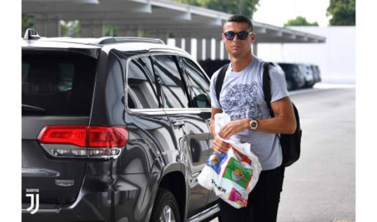 Así recibieron a Cristiano Ronaldo en su primer día de trabajo con la Juventus