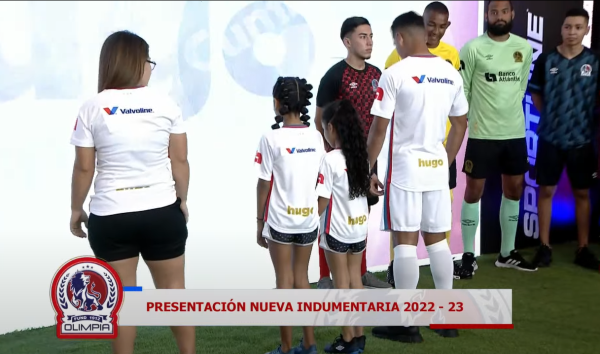 Elegantes, clásicas y nostálgicas: así es la indumentaria especial del Olimpia que utilizará en la temporada 2022-23 en Honduras