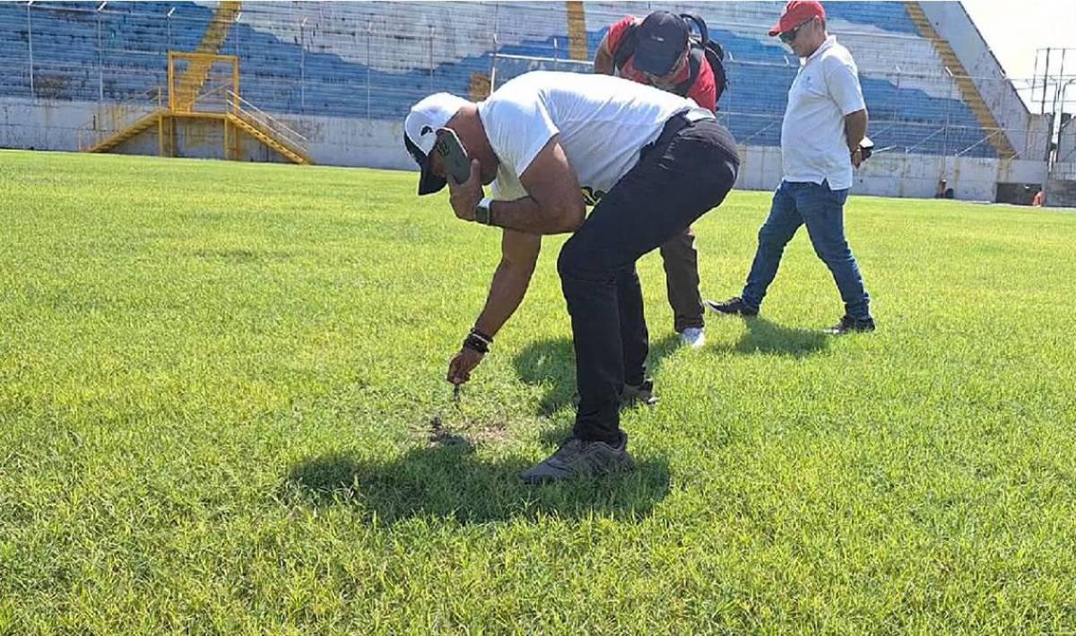 Estadio Morazán, en malas condiciones tras millonaria inversión: así de deteriorada luce la nueva cancha