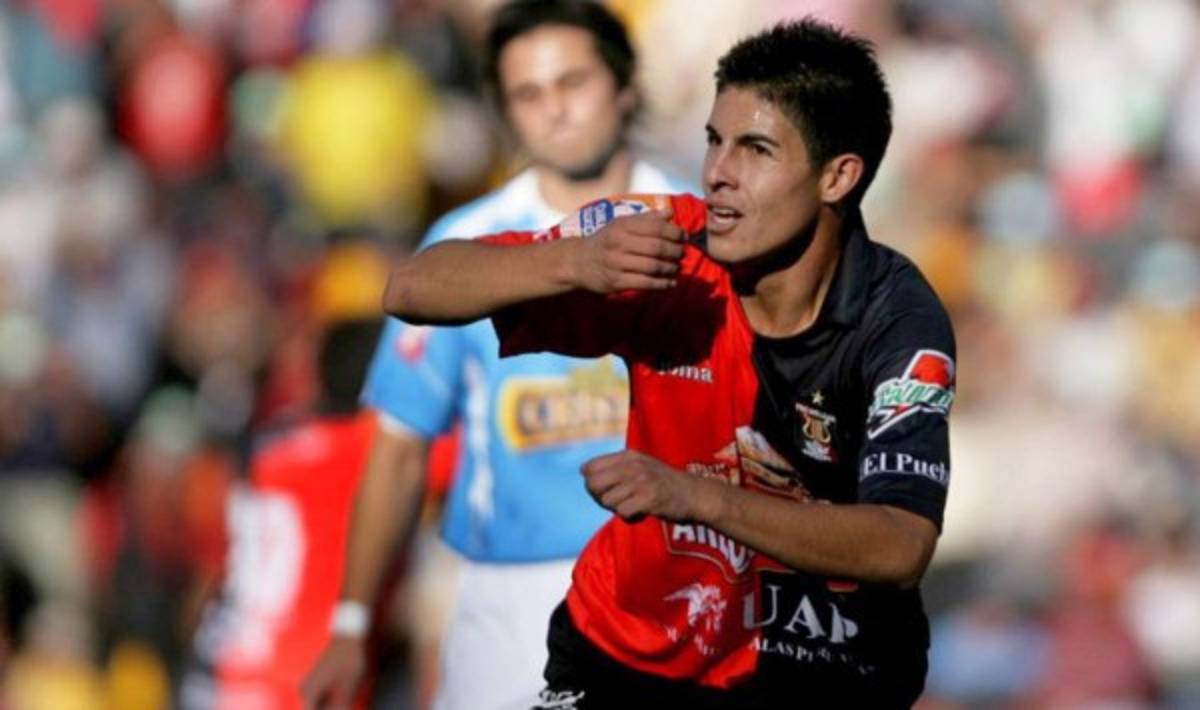 Estrellas del fútbol que superaron un pasado 'terrorífico' para triunfar