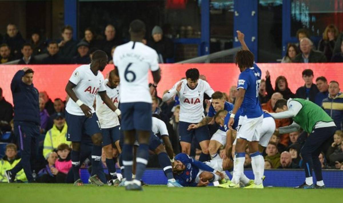 FOTOS: La reacción de los futbolistas del Everton y Tottenham al ver la horrible lesión de André Gomes