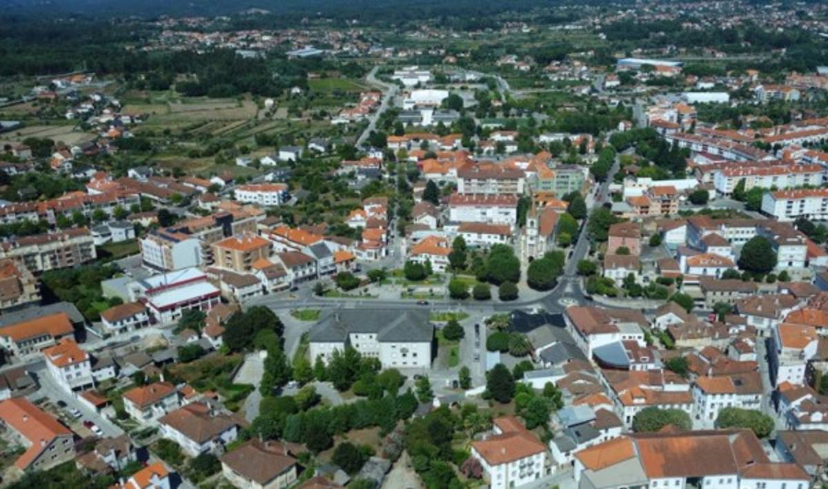 El pequeño y humilde estadio donde jugarán Rubilio Castillo y Jonathan Rubio en Tondela